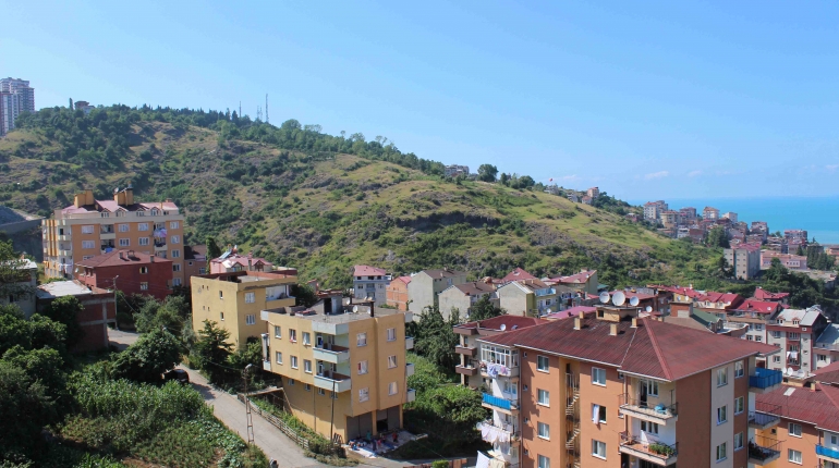 Trabzon yeşillik içerisinde satılık daire